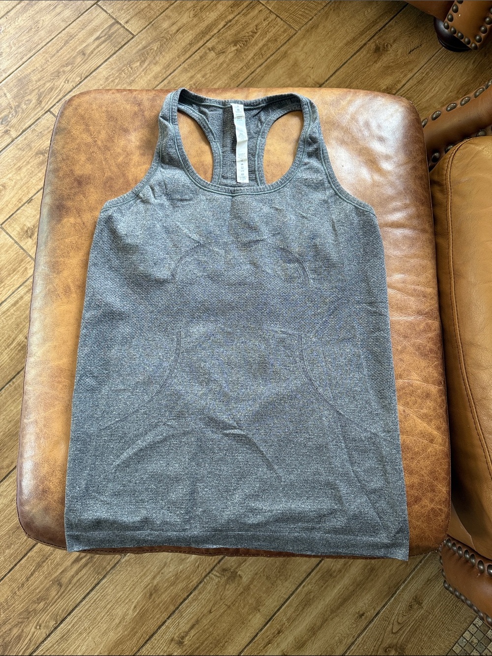 Lululemon Swiftly Tech Racerback Hip Length Sz 8 Heathered Black Dark Grey 873